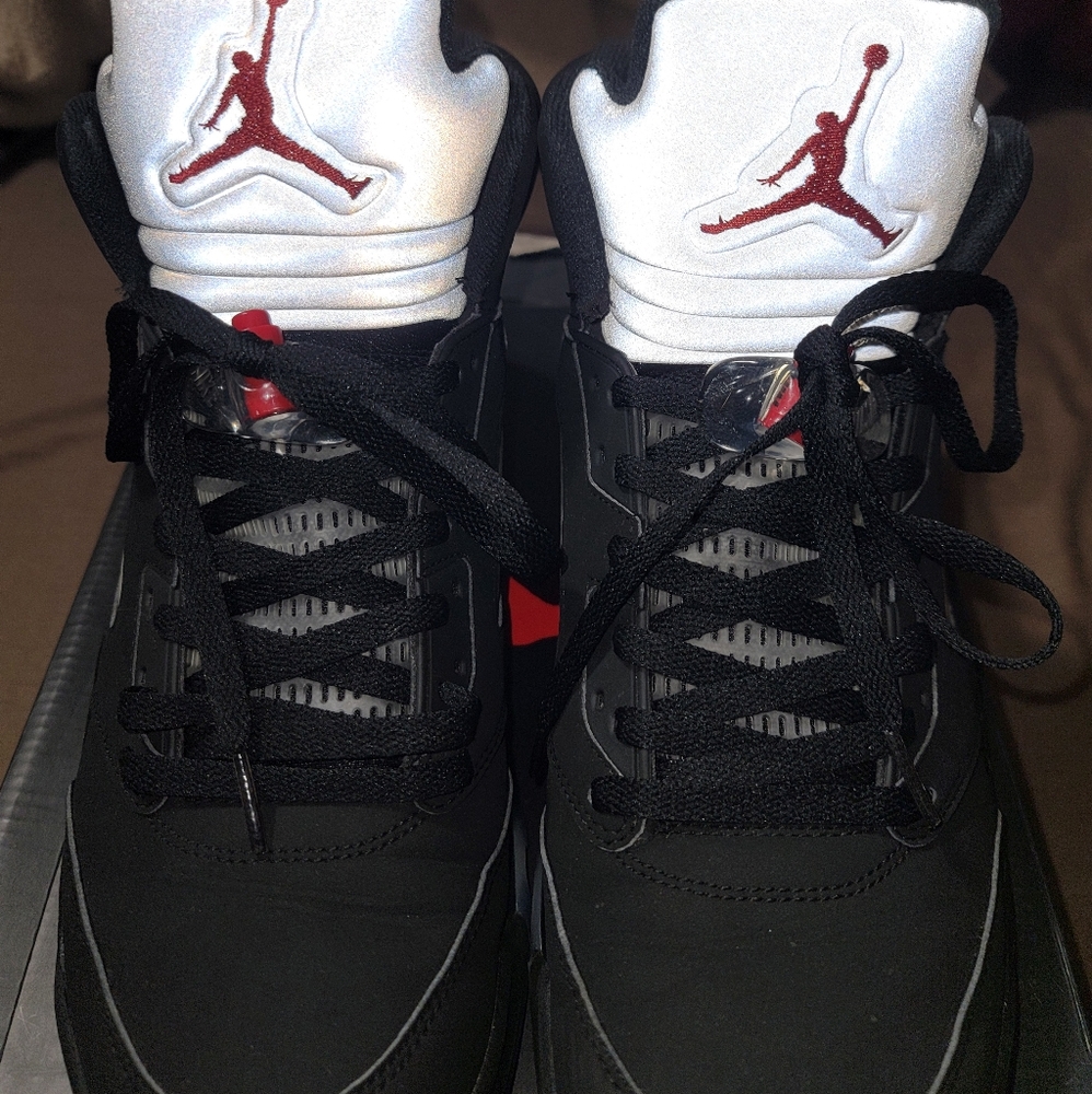 Jordan metallic 5 2016